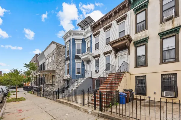 1572 Bergen ST, Brooklyn, NY 11213