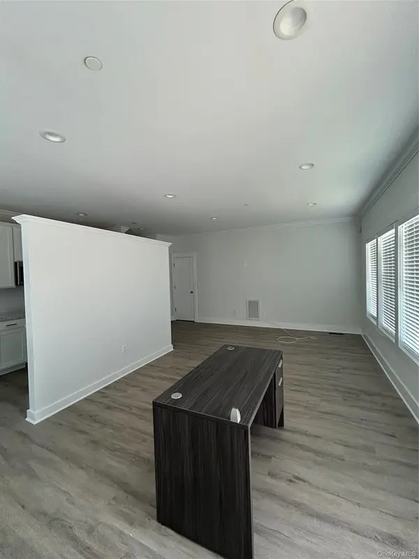 45 Fifth AVE, Bay Shore, NY 11706