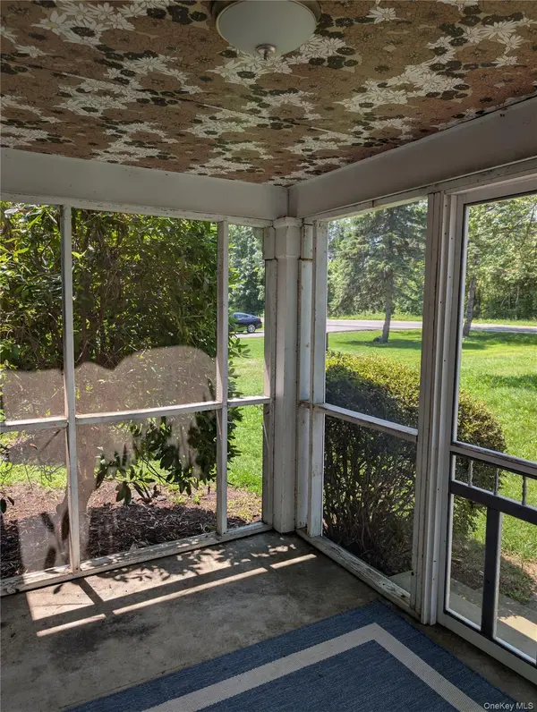 394 Riley RD #1, New Windsor, NY 12553