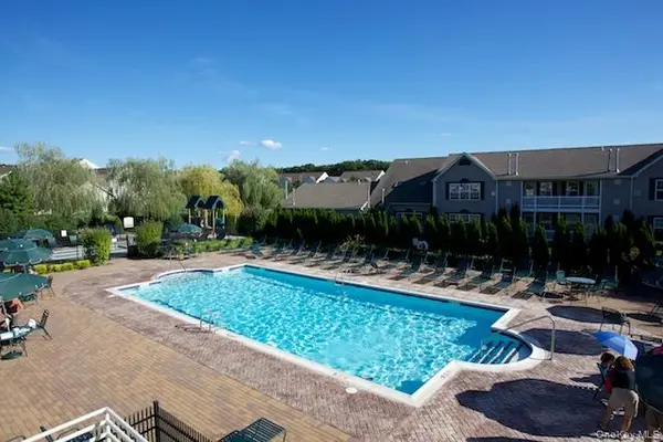 300 Village Green DR #33, Port Jefferson Station, NY 11776