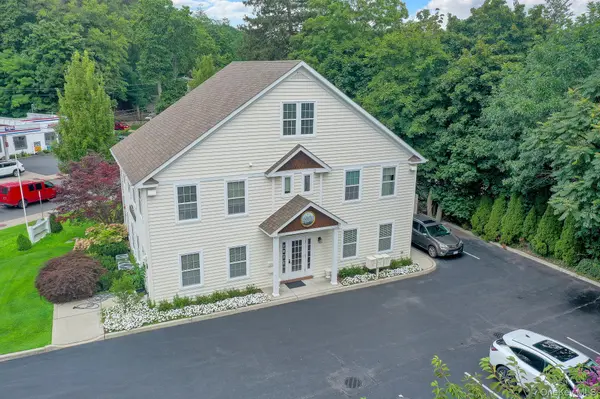 907 Main ST, Port Jefferson, NY 11777