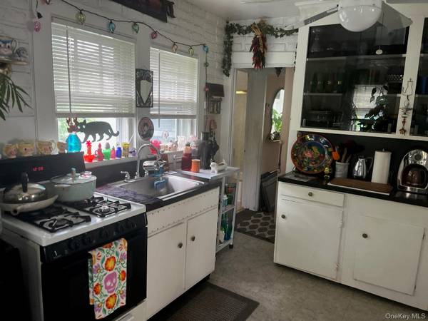 2133 Marion PL, Baldwin, NY 11510