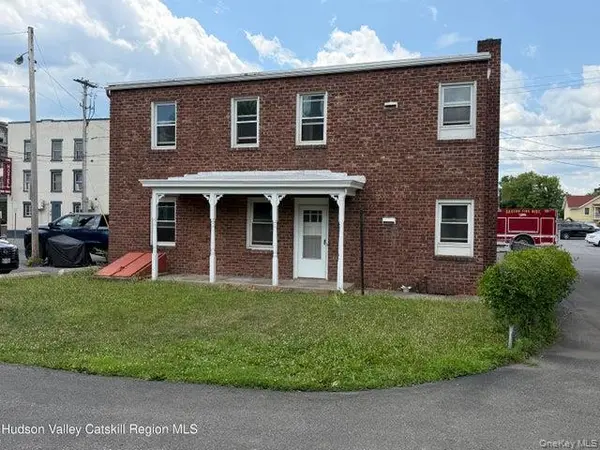55 Partition ST, Saugerties, NY 12477