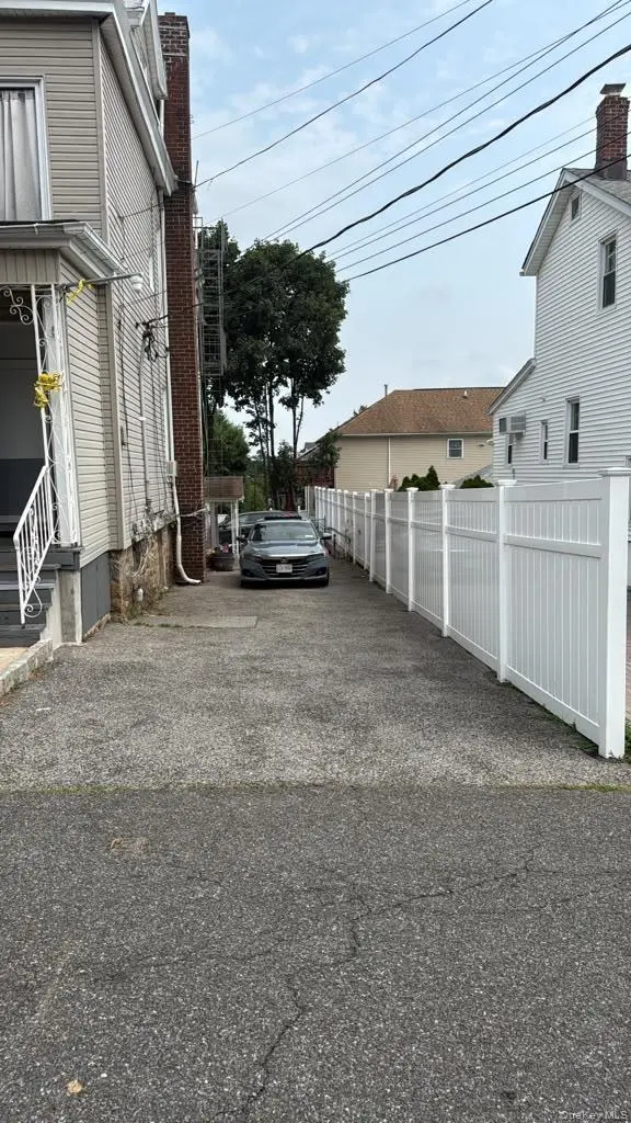 225 Edgewood AVE, Yonkers, NY 10704