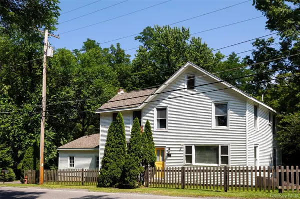 420 Rhinecliff RD, Rhinebeck, NY 12572