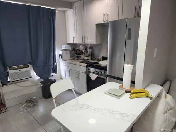61-35 98th ST #8N, Rego Park, NY 11374
