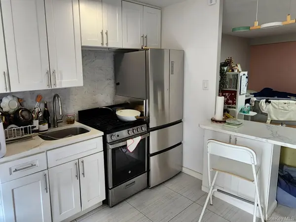 61-35 98th ST #8N, Rego Park, NY 11374