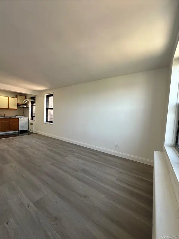 150-30 71 AVE #6E, Flushing, NY 11367