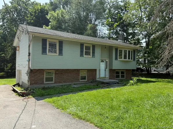 246 Skyline DR, Highland Mills, NY 10930