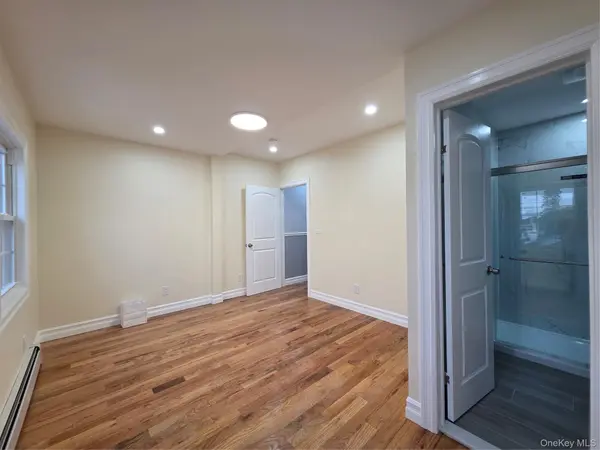 91-12 Park LN #1, Woodhaven, NY 11421