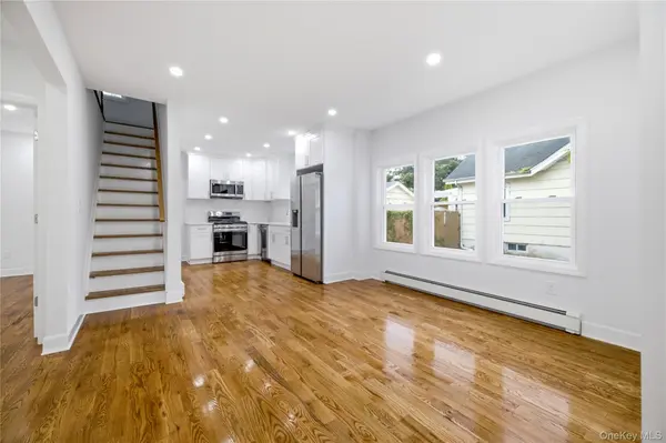 171 S Brookside AVE, Freeport, NY 11520