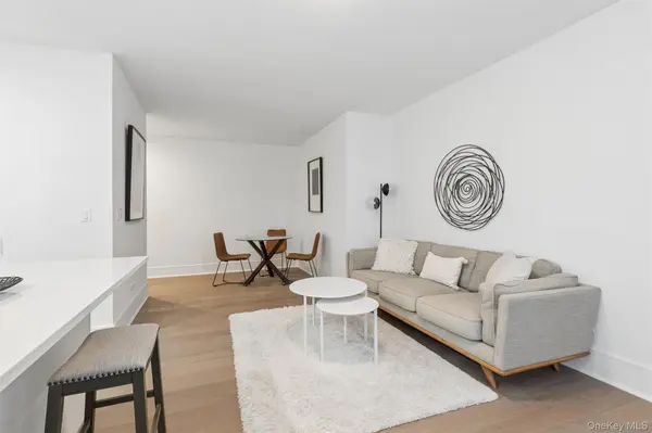 148-09 Northern BLVD #1J, Flushing, NY 11354
