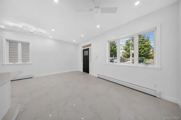 13-07 125th ST, College Point, NY 11356