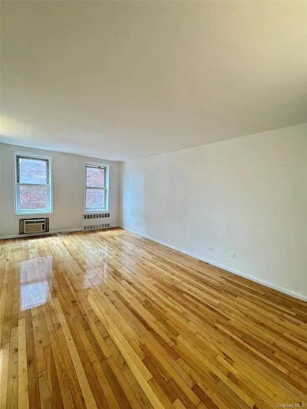 142-20 41st Ave #6C, Flushing, NY 11355
