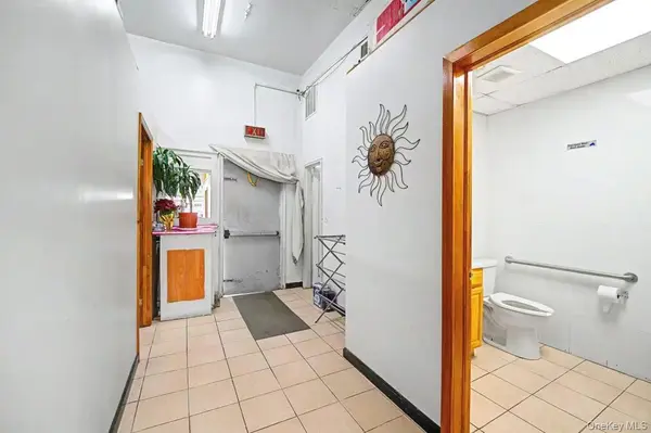 Address not disclosed, Hempstead, NY 11550