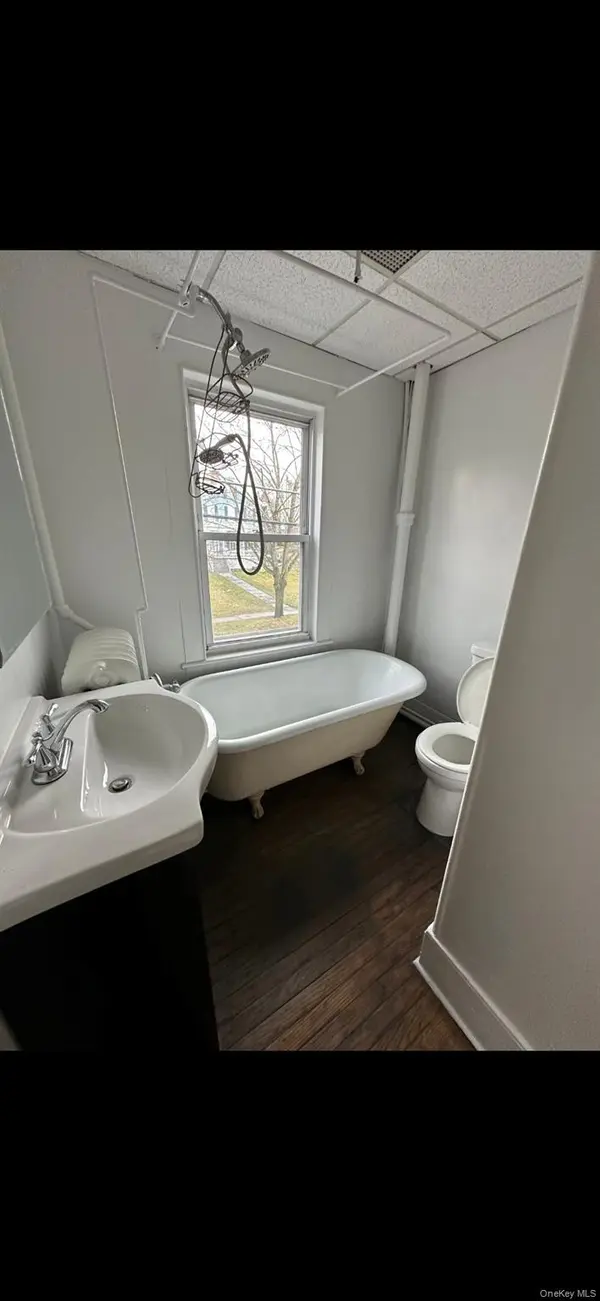 Address not disclosed, Walden, NY 12586