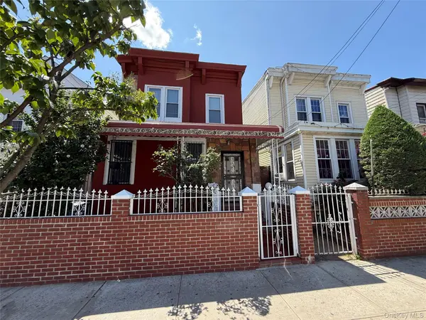 102-08 39th AVE, Corona, NY 11368
