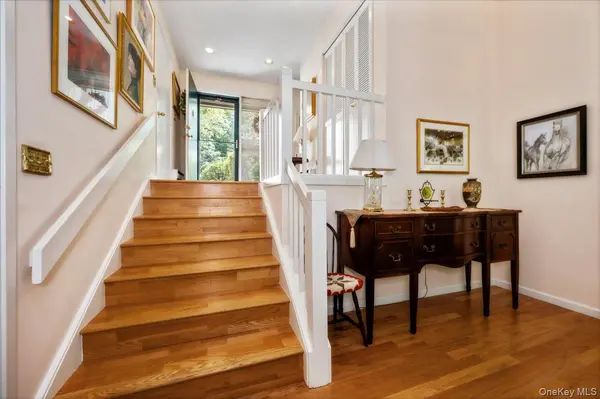 456 Heritage HLS #B, Somers, NY 10589