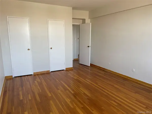 102-30 Queens Blvd #5L, Forest Hills, NY 11375