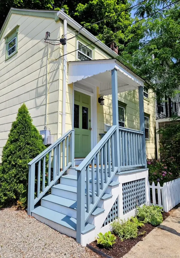 2 Kemble AVE, Cold Spring, NY 10516