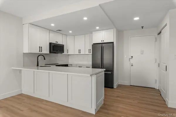 100 Broadway #4T, Long Beach, NY 11561