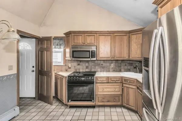 2082 Central DR, East Meadow, NY 11554