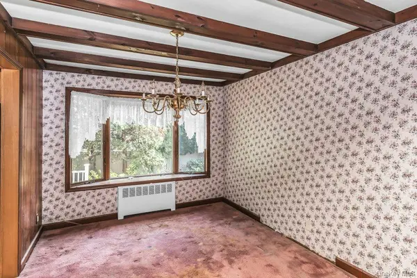 2082 Central DR, East Meadow, NY 11554