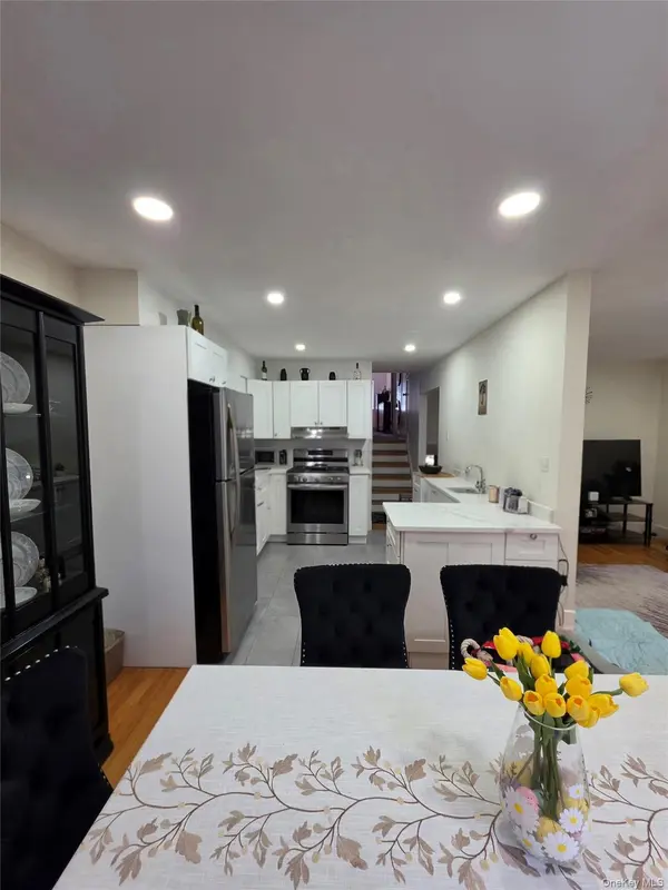 82-15 155th AVE #9B, Howard Beach, NY 11414
