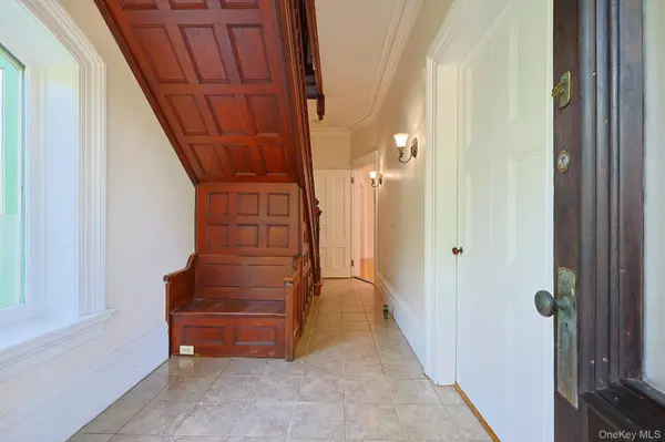 129 Academy ST, Poughkeepsie, NY 12601