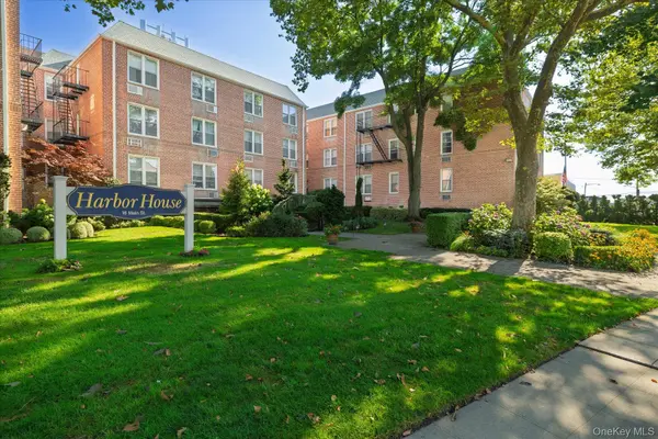 16 Main ST #2G, East Rockaway, NY 11518
