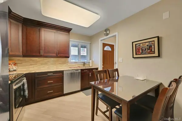 9 Heritage DR #A, New City, NY 10956
