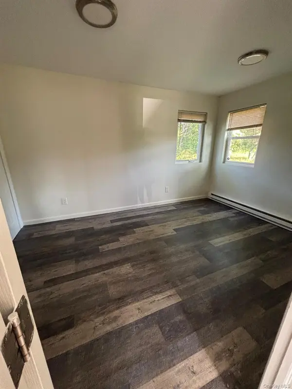 652 Bayview AVE, Bellport, NY 11713