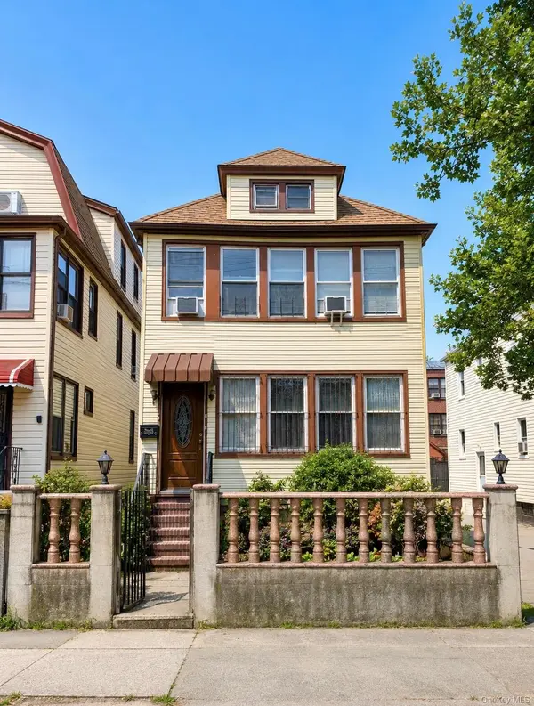 9425 54th AVE, Elmhurst, NY 11373