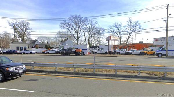 50 Sunrise HWY, Massapequa, NY 11758