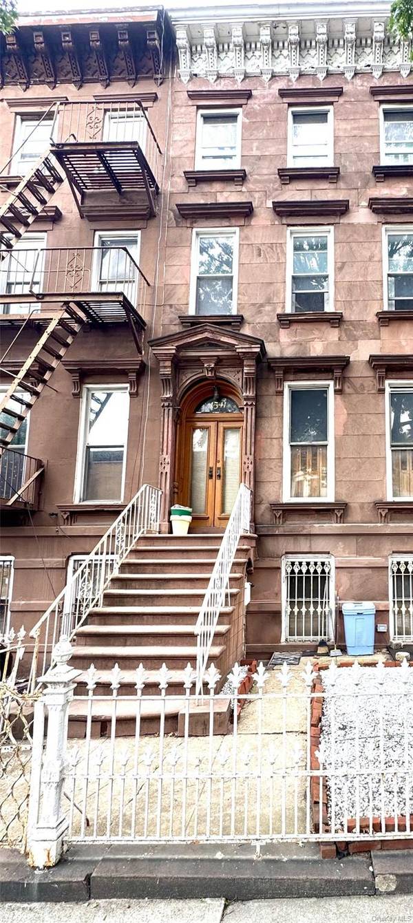 1541 Pacific ST, Brooklyn, NY 11213