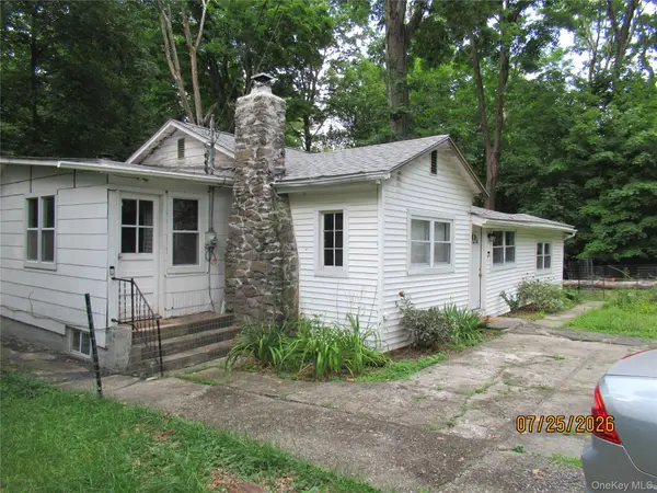 5 Point O Pine, Monroe, NY 10950