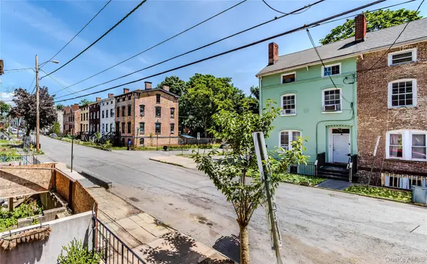 70 Lander ST, Newburgh, NY 12550