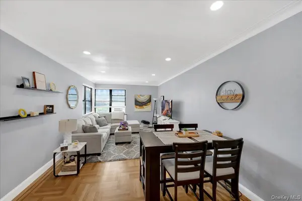 210 Martine AVE #5F, White Plains, NY 10601