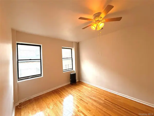 70-35 Broadway #C19, Jackson Heights, NY 11372