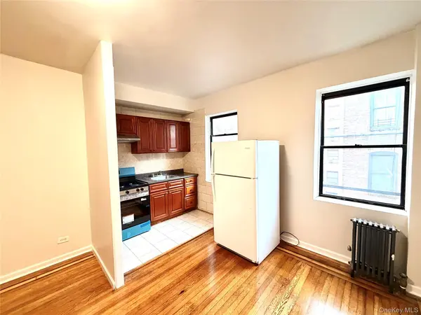 70-35 Broadway #C19, Jackson Heights, NY 11372