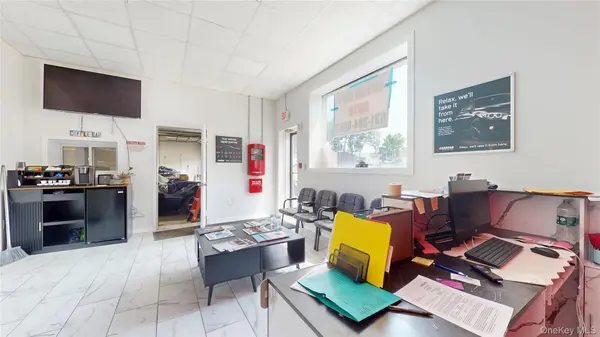 Address not disclosed, Mount Sinai, NY 11766