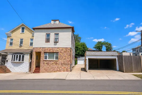122-15 23rd AVE, College Point, NY 11356