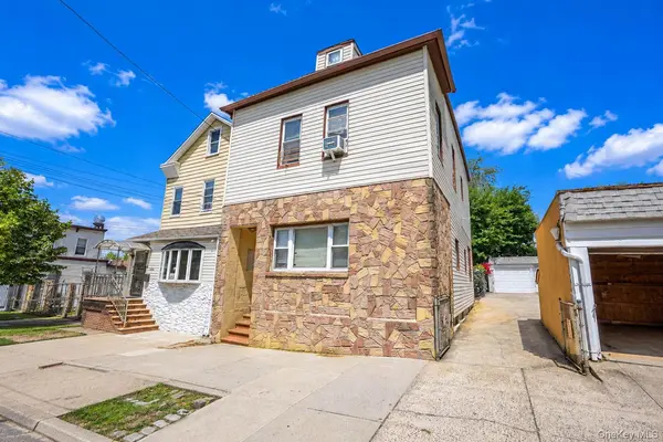 122-15 23rd AVE, College Point, NY 11356