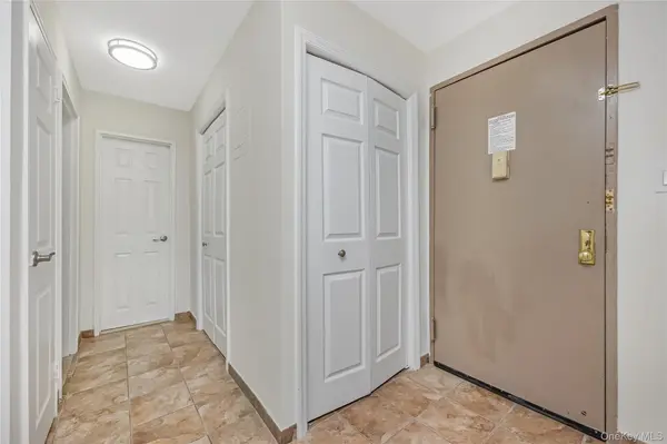 87-10 149th AVE #5N, Howard Beach, NY 11414
