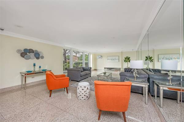 87-10 149th AVE #5N, Howard Beach, NY 11414