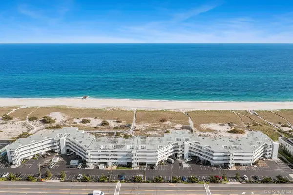 253 dune #62, Westhampton Beach, NY 11978