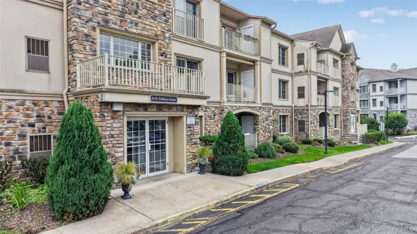 24 N De Baun AVE #305, Suffern, NY 10901