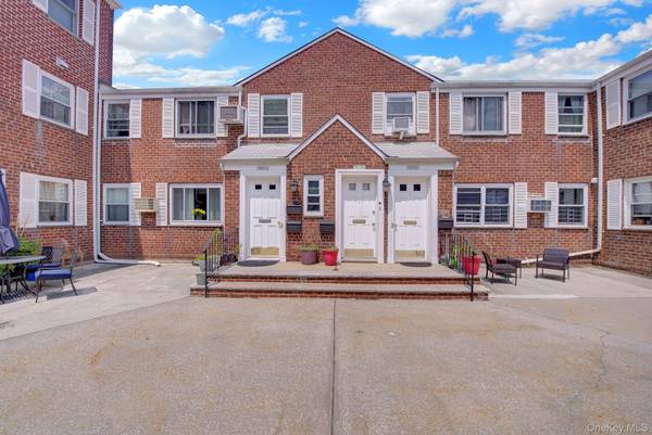 254-13A 74th AVE #GV64-H4-1160, Glen Oaks, NY 11004