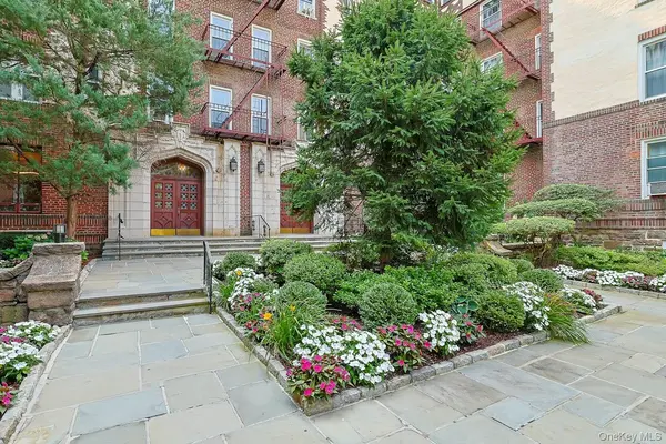 1470 Midland Ave #5L, Bronxville, NY 10708