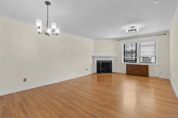 68 E Hartsdale AVE #5D, Hartsdale, NY 10530